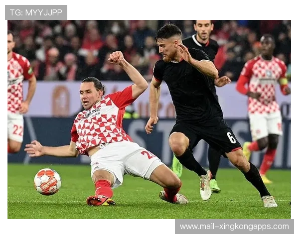 弗赖堡中场压迫训练回顾：争锋中场，炼就战术利器