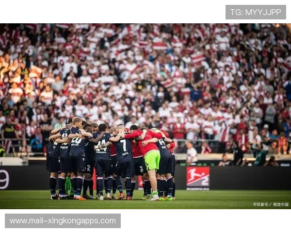 阿贾克斯继续领跑荷甲，冠军争夺进入关键期，荷甲阿贾克斯今天比赛结果