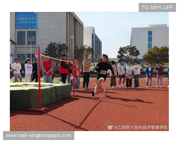 资深跳高选手的起跳：他是如何通过助跑节奏换取腾空高度的
